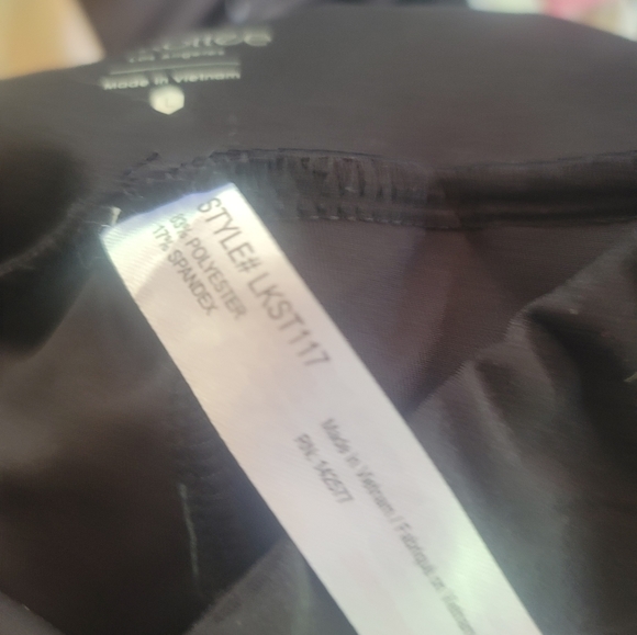 La Kottee pleated skirt w/ shorts - Picture 6 of 6